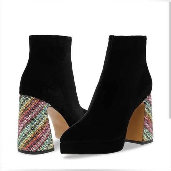 Betsey Johnson Raylan Ankle Boot Size 5.5M NIB - Picture 2 of 10